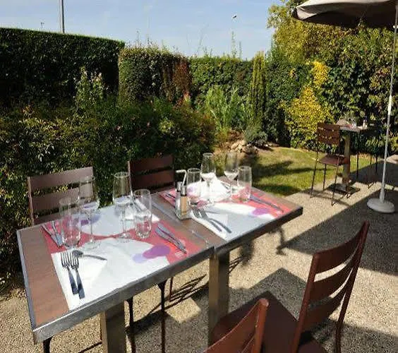 Campanile Toulouse Sud-labege Innopole 3* ラベージュ